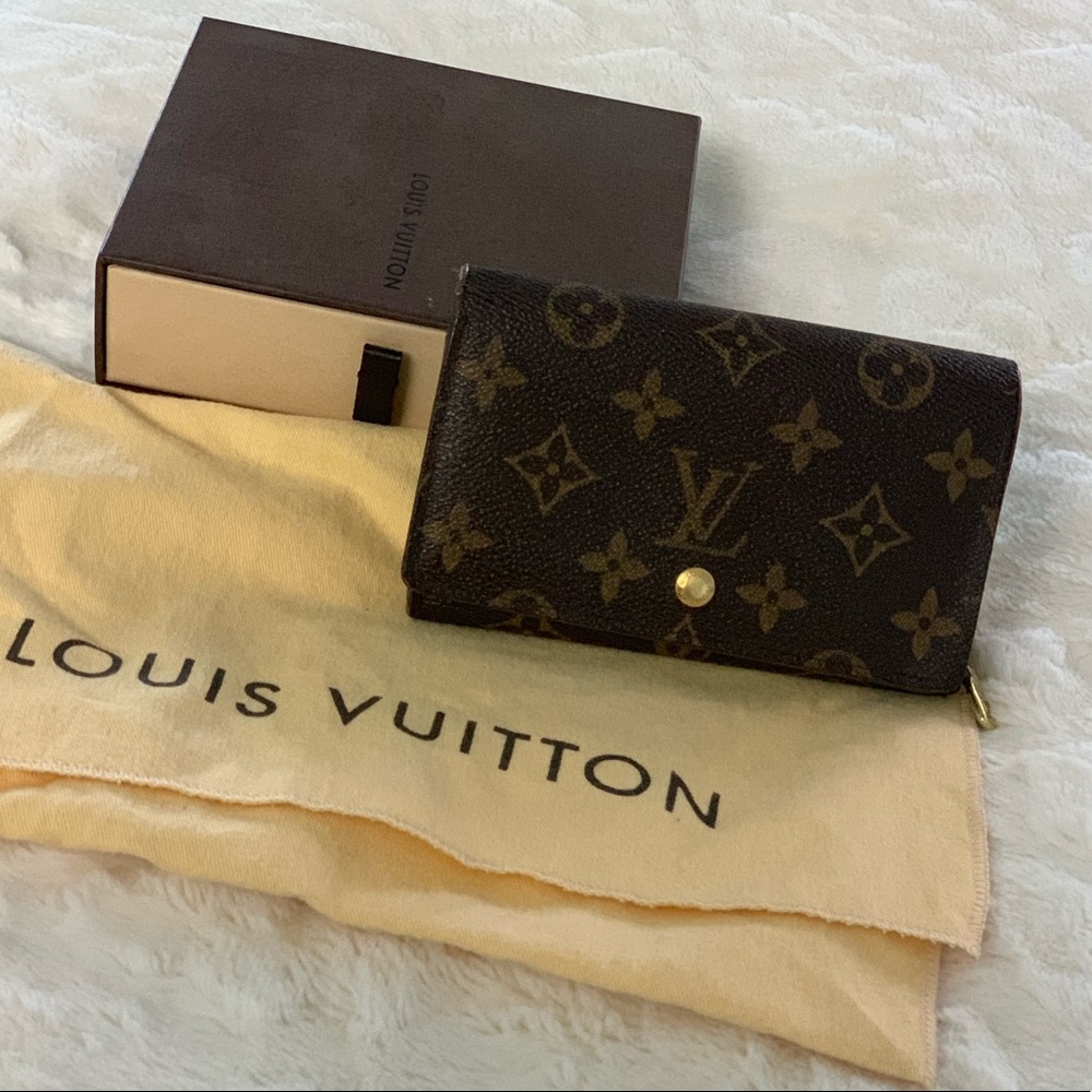 Authentic Louis Vuitton wallet